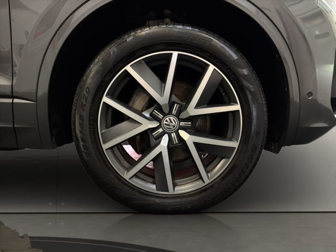 2025 Volkswagen Touareg