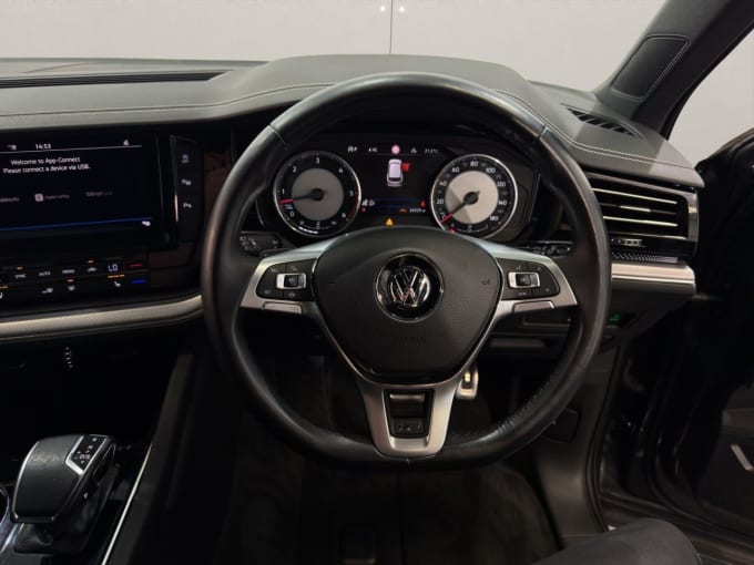 2025 Volkswagen Touareg