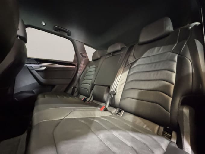 2025 Volkswagen Touareg