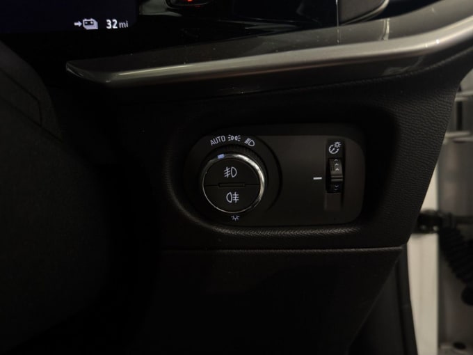 2025 Vauxhall Mokka Electric