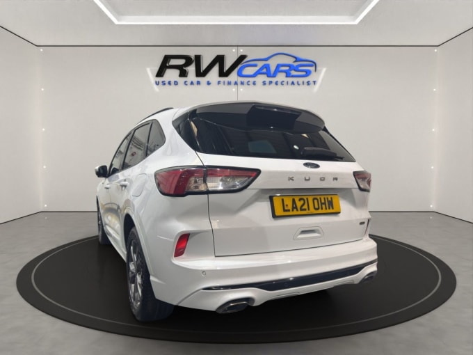2025 Ford Kuga