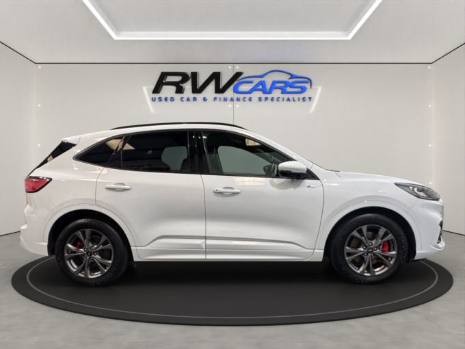 2025 Ford Kuga