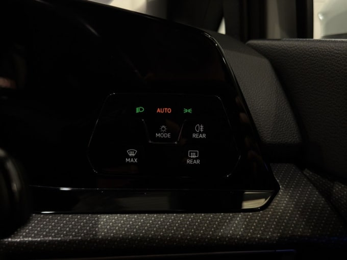 2025 Volkswagen Golf