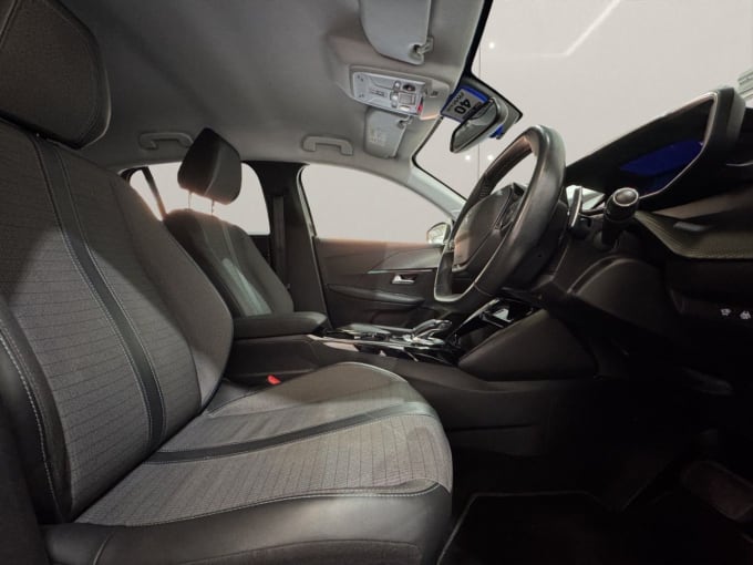2025 Peugeot 208