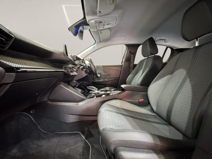 2025 Peugeot 208