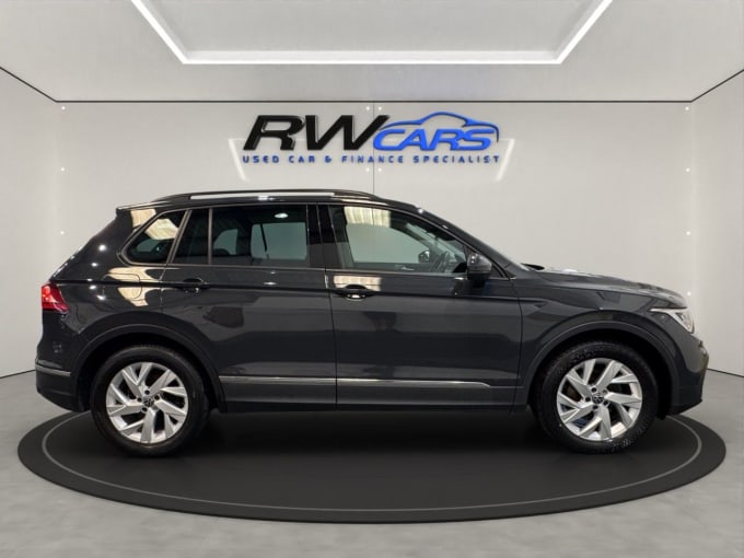 2025 Volkswagen Tiguan