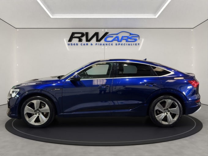 2025 Audi E-tron