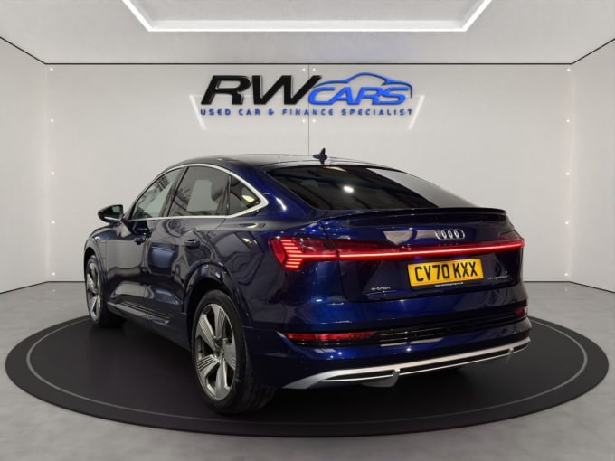 2025 Audi E-tron