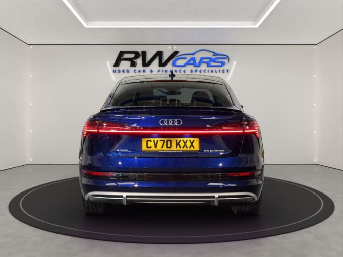 2025 Audi E-tron