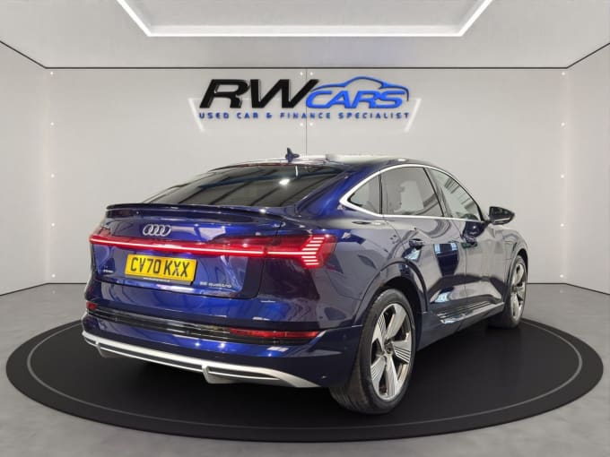 2025 Audi E-tron