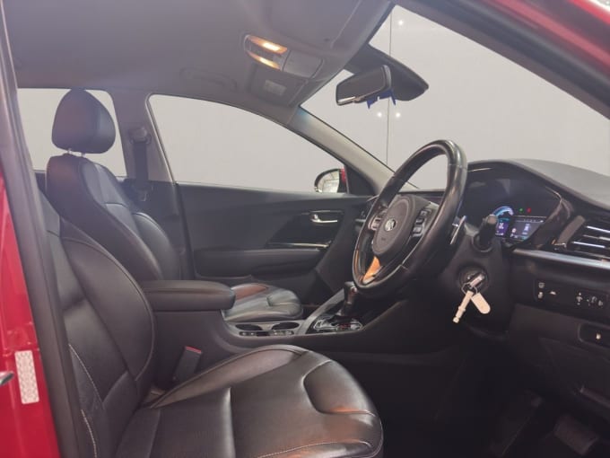 2025 Kia Niro