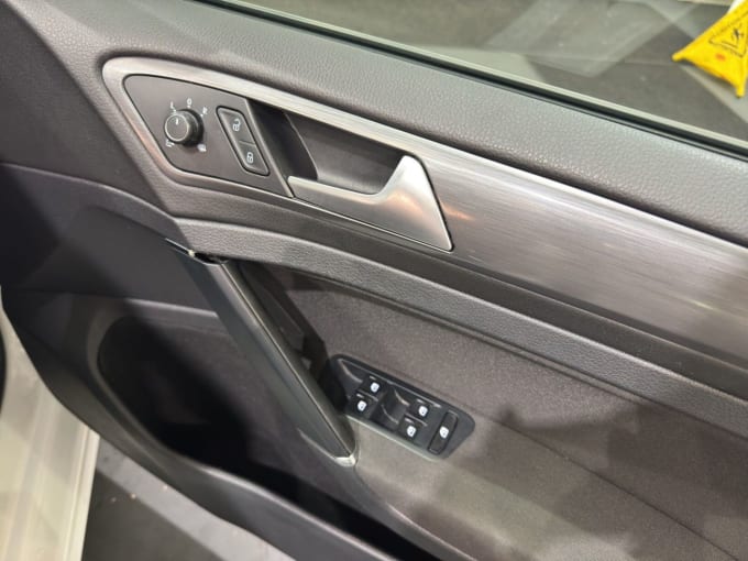 2025 Volkswagen E-golf