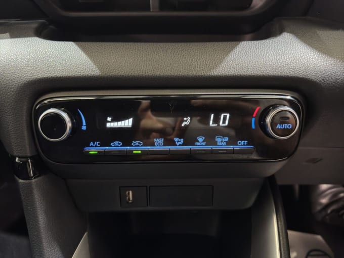 2025 Toyota Yaris
