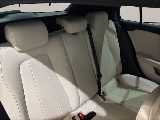 2025 Mercedes-benz A-class