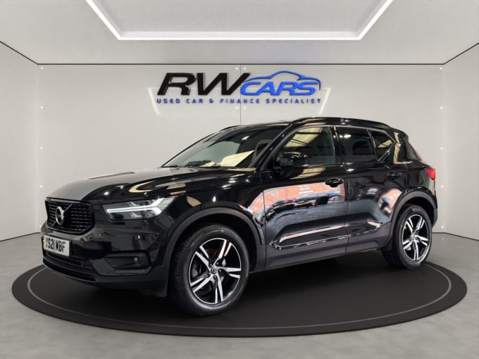 2025 Volvo Xc40