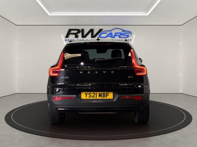 2025 Volvo Xc40
