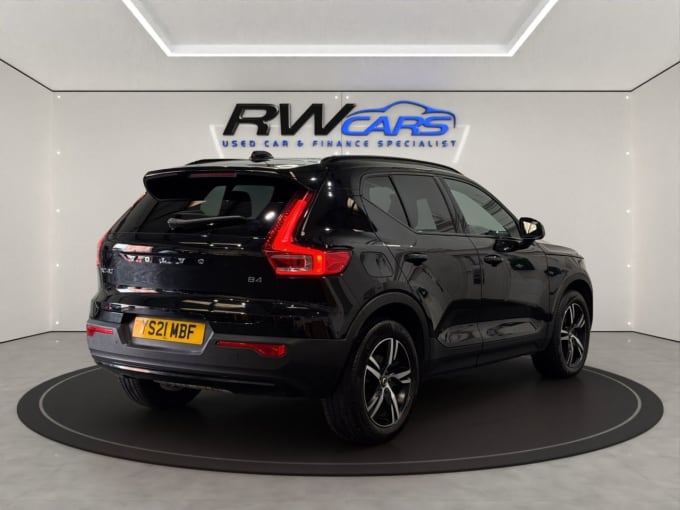 2025 Volvo Xc40