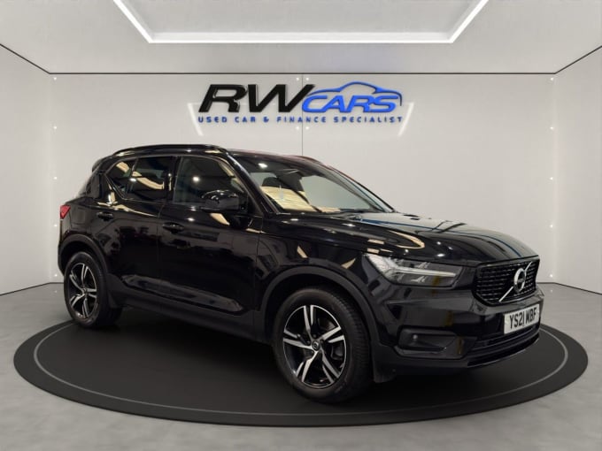 2025 Volvo Xc40