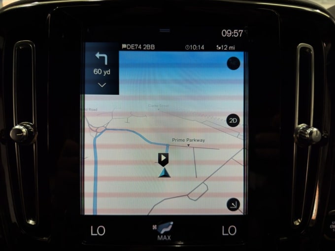 2025 Volvo Xc40