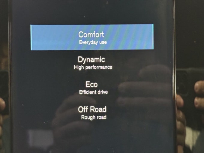 2025 Volvo Xc40