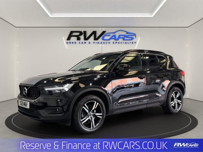 2025 Volvo Xc40