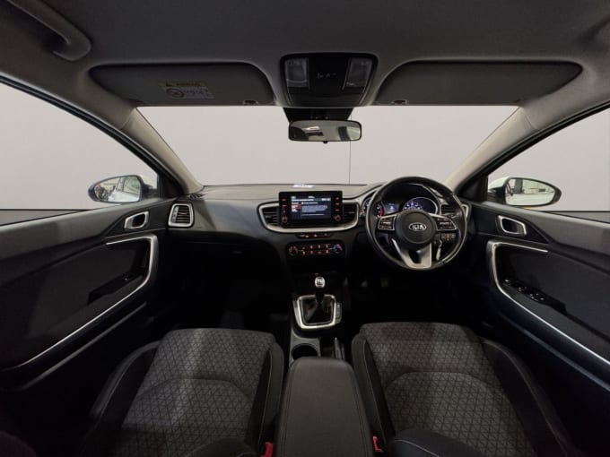 2025 Kia Xceed