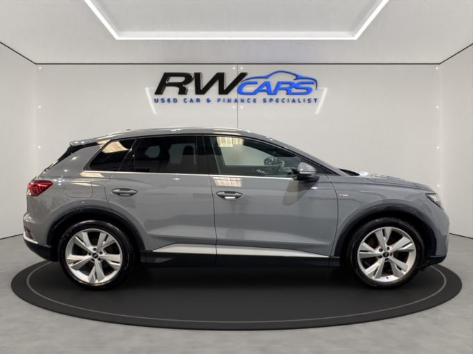 2025 Audi Q4 E-tron
