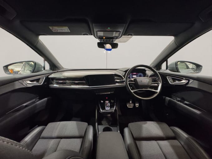 2025 Audi Q4 E-tron