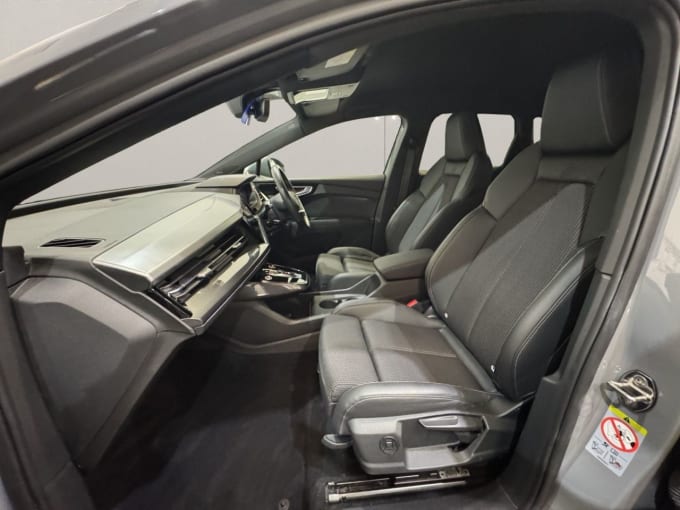 2025 Audi Q4 E-tron