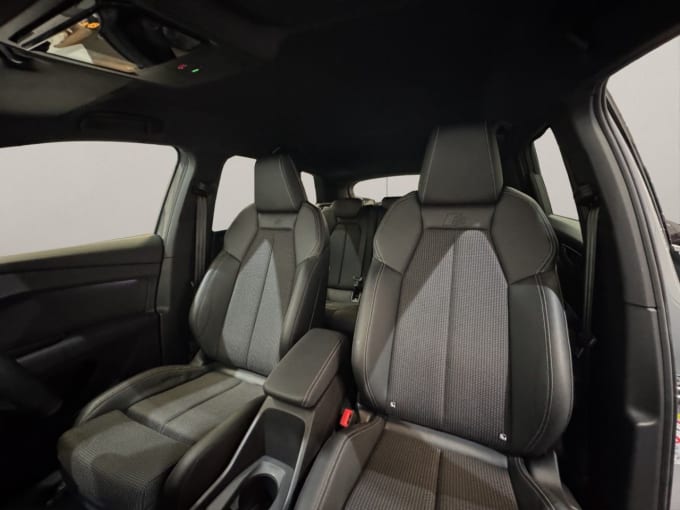 2025 Audi Q4 E-tron