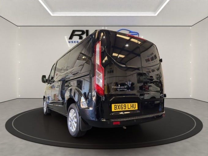 2025 Ford Transit Custom