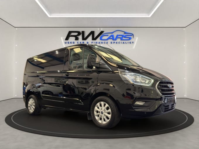 2025 Ford Transit Custom