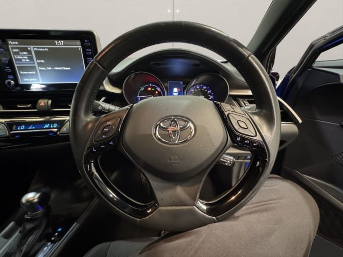 2025 Toyota C-hr