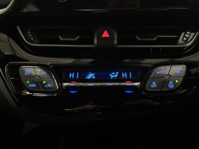 2025 Toyota C-hr