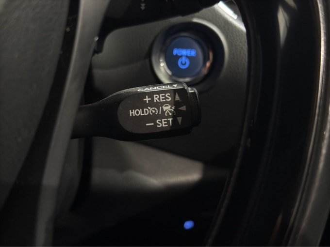 2025 Toyota C-hr