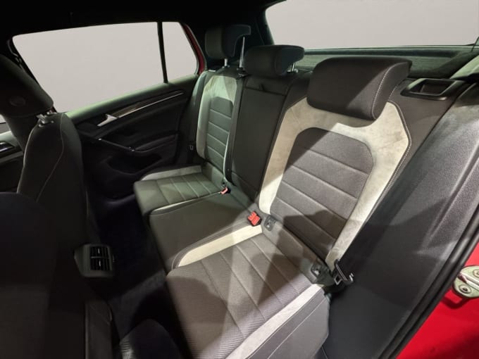 2025 Volkswagen Golf