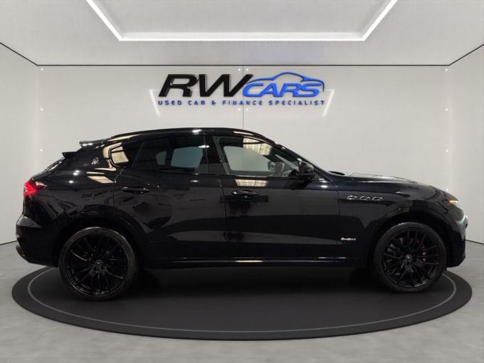 2021 Maserati Levante
