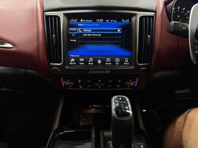 2021 Maserati Levante