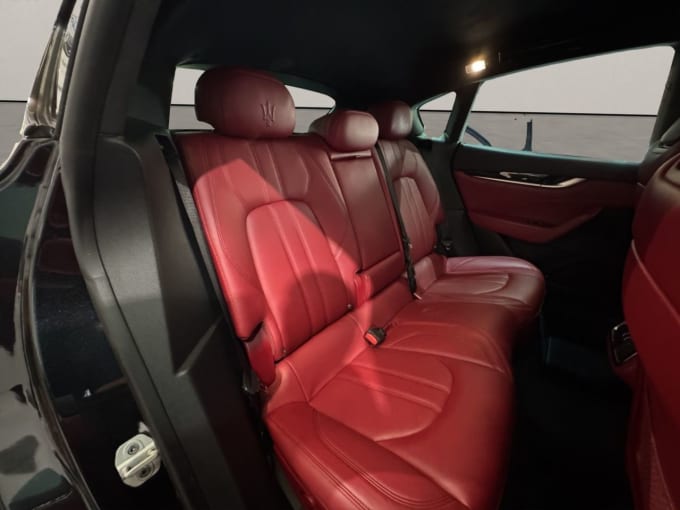 2021 Maserati Levante