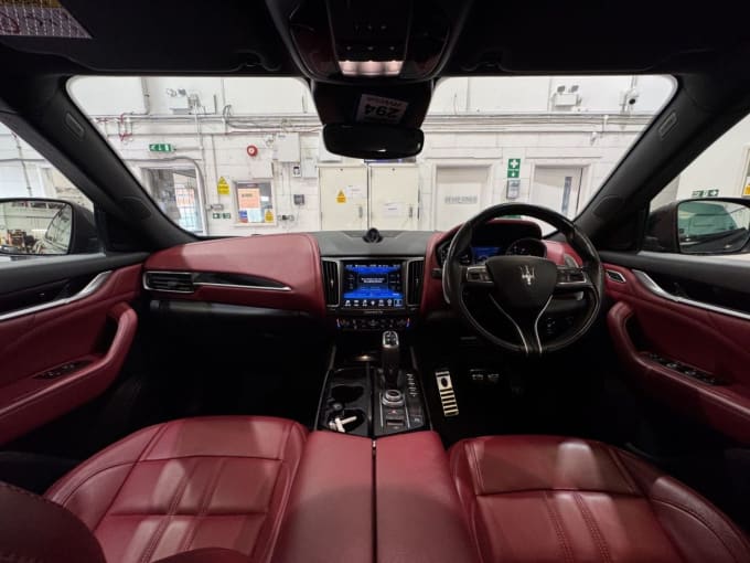 2021 Maserati Levante