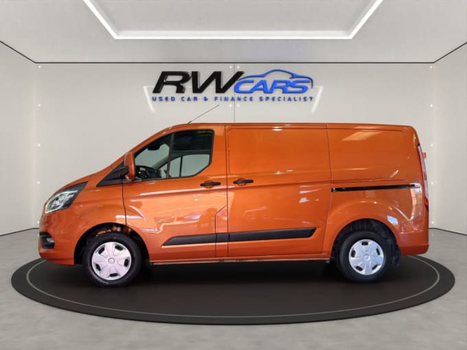 2025 Ford Transit Custom