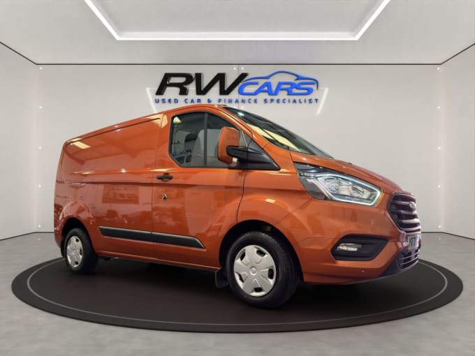 2025 Ford Transit Custom