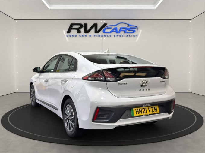2025 Hyundai Ioniq