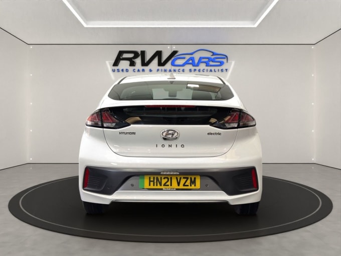 2025 Hyundai Ioniq