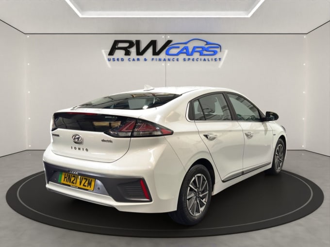 2025 Hyundai Ioniq