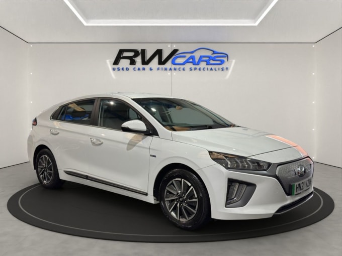 2025 Hyundai Ioniq