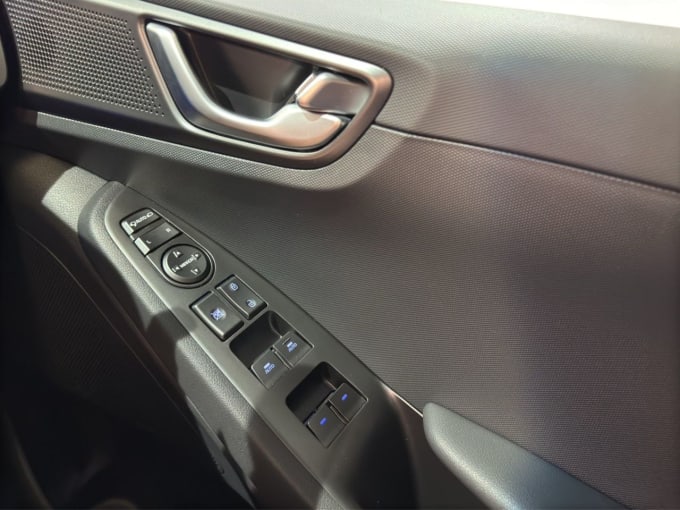 2025 Hyundai Ioniq