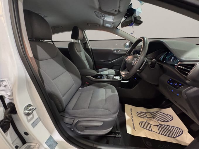 2025 Hyundai Ioniq
