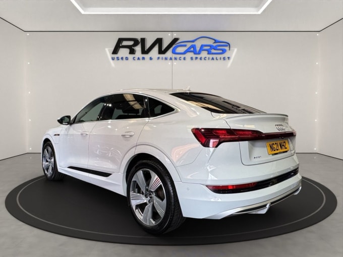 2025 Audi E-tron