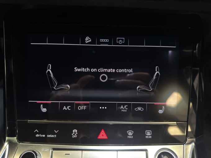 2025 Audi E-tron